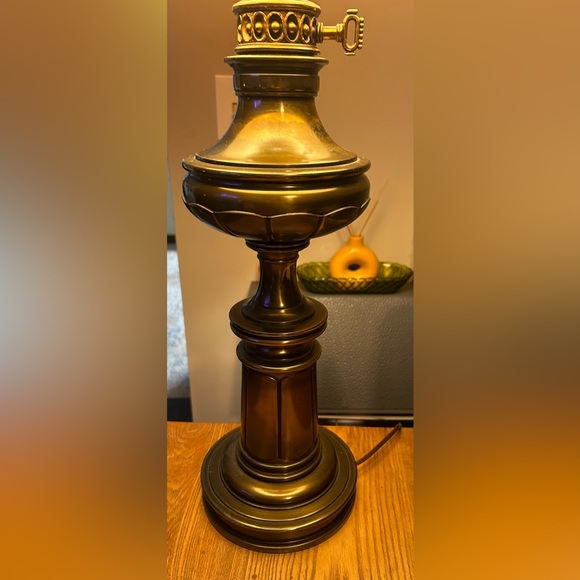 Stiffel Mid Century Heavy Brass Table Lamp. - Picture 2 of 8